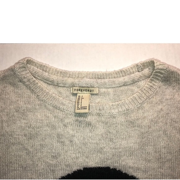 Forever 21 Womens Penguin Sweater Size Small Pullover Super Cute! - Picture 4 of 4